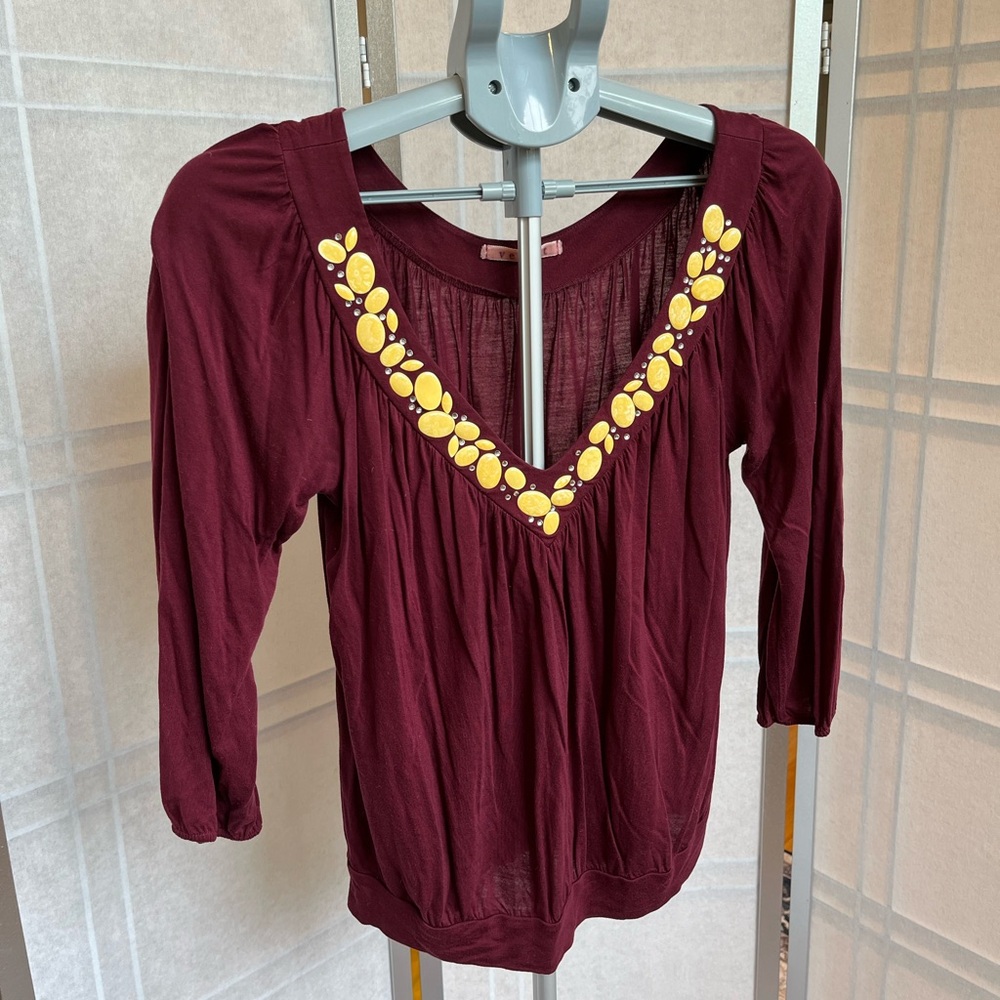 Velvet by Graham & Spencer Burgundy V Neck Top Medallion Detail Lyocell Size S